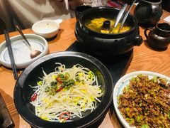 -云海肴·汽锅鸡·云南菜(天山百盛优客店)