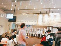 -喜茶(上海打浦桥日月光gelato lab+店)
