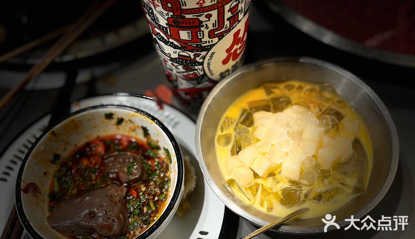 救命🆘没有点才艺不敢来这家店做服务员，嗨爆炸💥