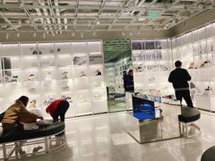 -NIKE品牌体验店(南京东路店)