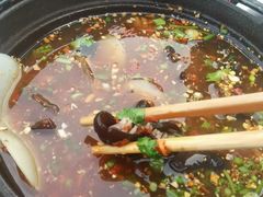 -何师烧烤Pro ·江湖川菜·小龙虾·精酿(太古里旗舰店)