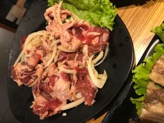 古法肥瘦-枣玛露炭火烤肉脊骨锅