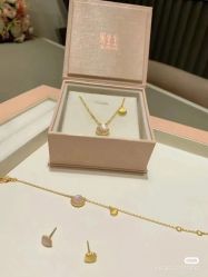 -周生生Chow Sang Sang(又一城店)