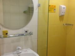 洗浴间-如家酒店(北京花园桥首都师范大学店)