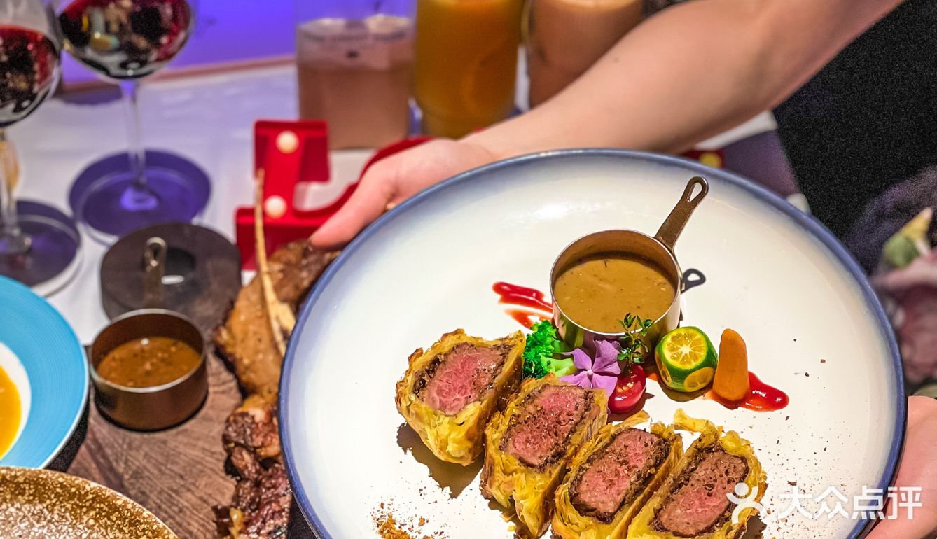 南京平价西餐厅｜百元吃战斧牛排🉐️免费布置