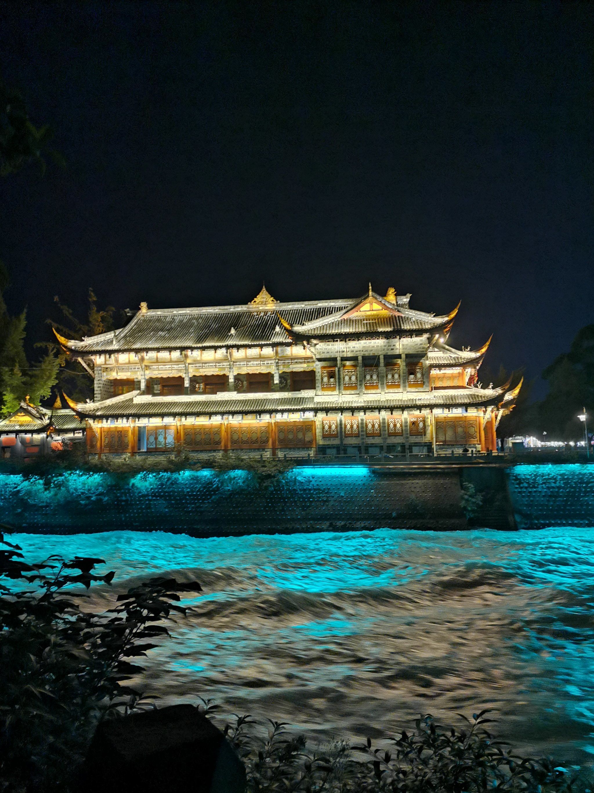 南桥夜色美不胜收