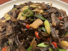 -吴记酱骨炖菜馆(康安路店)