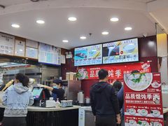 -南城香·饭香串香馄饨香(青年路店)