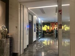 -新盈光·云会所(百丈东路店)