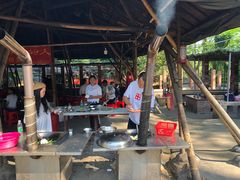 -松山湖南湖湾露营营地