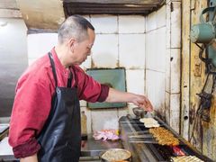 -亮亮烧烤(积玉桥总店)