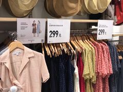 -优衣库(广州天河领展广场店)