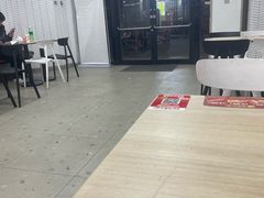 -华莱士·炸鸡汉堡(西中市店)