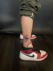 -越域刺青
