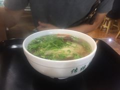 -陇上全荟兰州传统牛肉面(延吉路店)