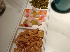 -荷塘秋月·本帮江浙菜(国权路店)