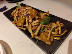 -荟廷·晶萃(陆家嘴尚悦湾店)