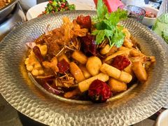 -辣尚瘾·烤鱼·新川菜(交大直营店)