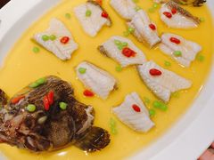 浓鸡汤烫笋壳鱼-上海苏宁宝丽嘉酒店·嘉府壹号中餐厅