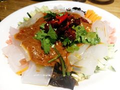 东北大拉皮-大哈福烧烤·海鲜·家常菜(延安三路店)