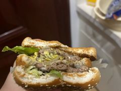-汉堡王(下沙银泰店)