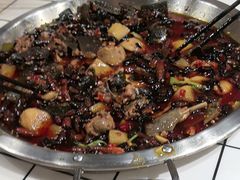 -晓彭肥肠鸡·泡椒鸡火锅(水木天地店)