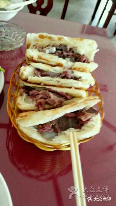 蛤蟆吞蜜驴肉火烧店(总店)