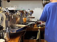 -Line 咖啡(石厦花园店)