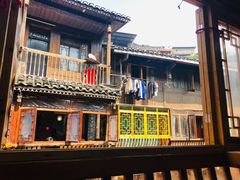 -苗湘食府(十年店)