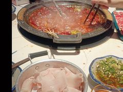-爱你您·自家鱼塘·活水喷泉鱼火锅(八里店)