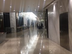 -上海虹桥西郊假日酒店