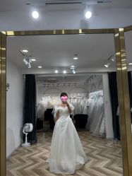 -予白婚纱礼服馆