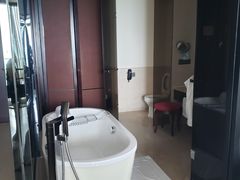 -三亚湾海居铂尔曼度假酒店