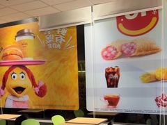 -麦当劳(伟城广场店)