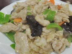 -金卯白肉罩火烧