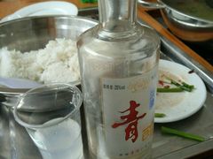 -苗伯妈酸汤火锅