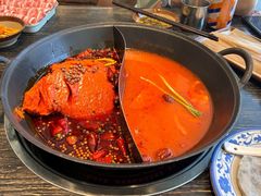 -冯校长老火锅(中联广场店)
