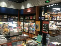 -西西弗书店&矢量咖啡(凯德晶萃广场店)