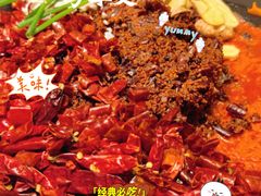 -卤校长老火锅(杨家坪直营店)