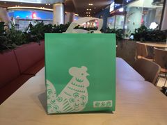 -老乡鸡(上海白玉兰广场店)