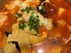 -渝是乎酸菜鱼(龙旗购物中心店)