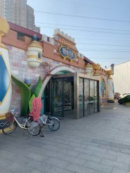 点击看大图 -维佳童话镇演出现场(徐东店)