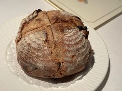 壳里餐前面包-壳里西餐厅Coquille Seafood Bistro(蒙自路店)