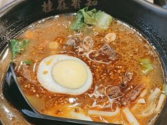 -桂在香知桂林米粉(红博中央公园店)