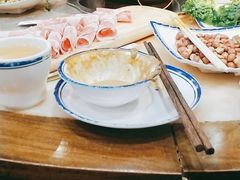 -盛元盛居传统炭火锅(绿园店)