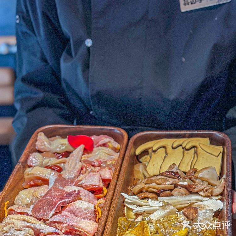 好吃的云南野生菌火锅 🔥遍广深来上海啦✈️✈️宝子们打卡去