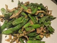 -百联临沂购物中心(临沂路店)