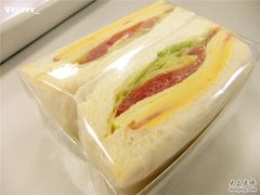 鸡蛋火腿三明治-早安巴黎(四季坊店)