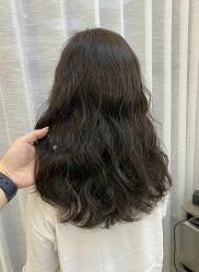 -MOVAN  HAIR莫凡匠人发型屋