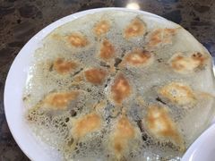 -周家大连水饺(美专校街店)